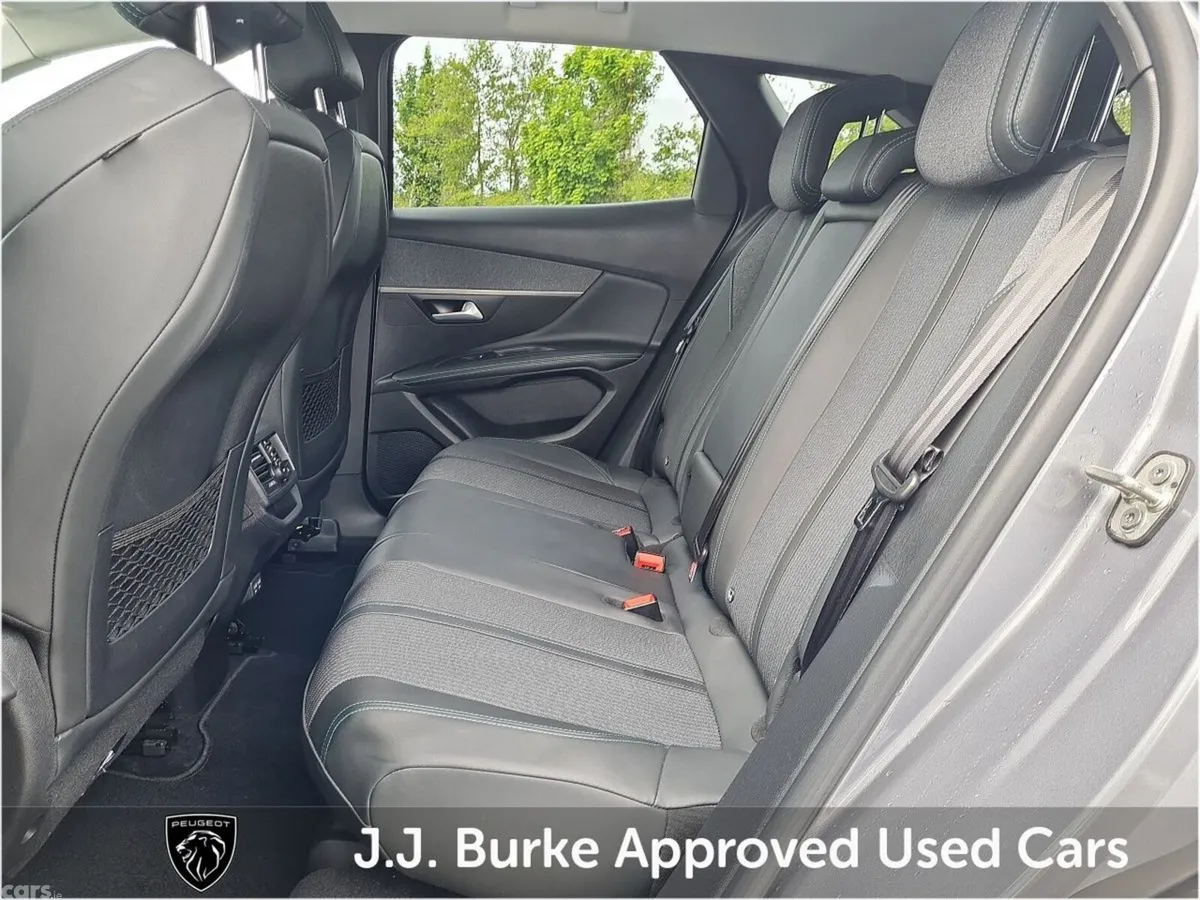 Peugeot 3008 SUV, Petrol, 2021, Grey