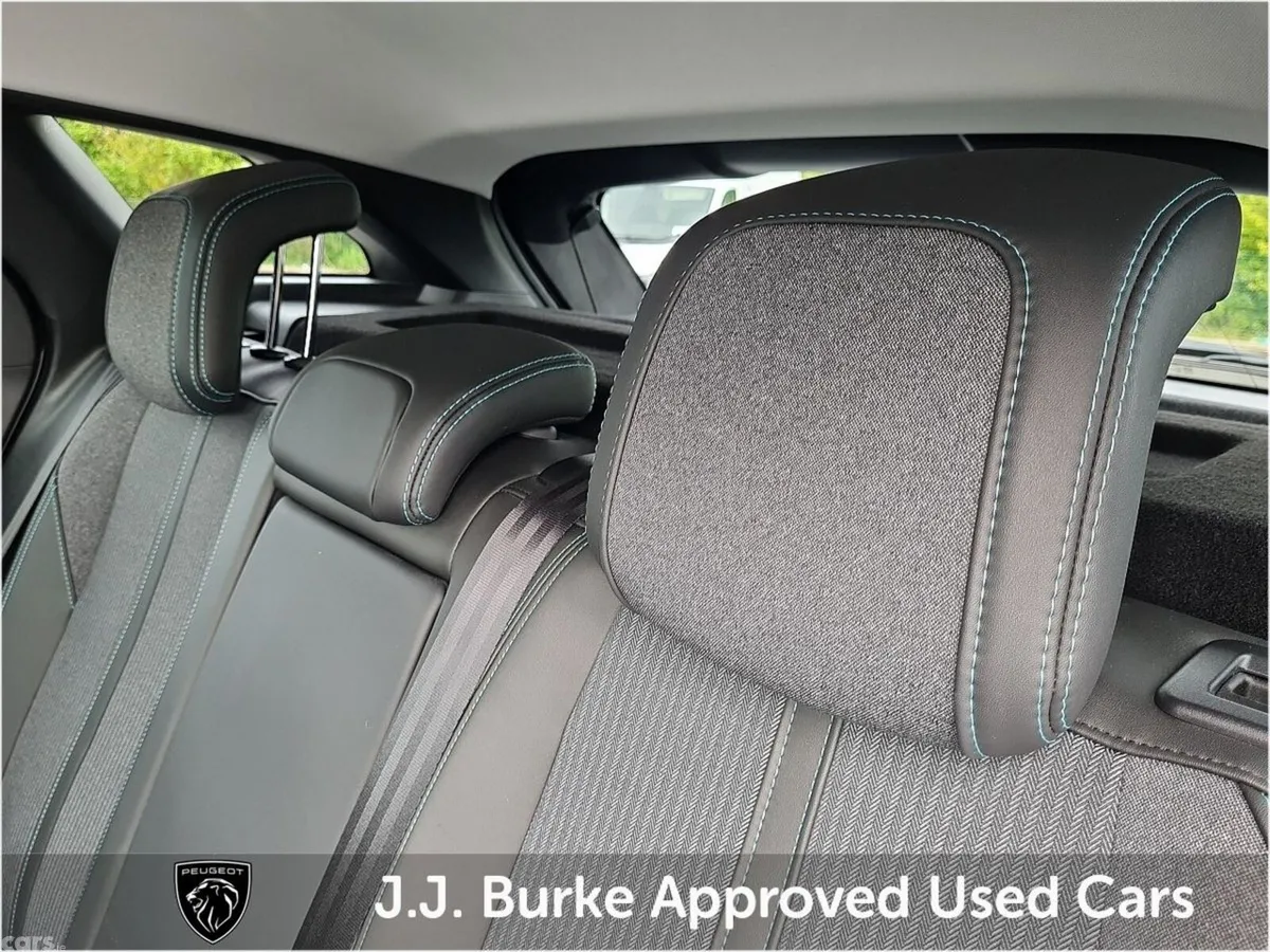 Peugeot 3008 SUV, Petrol, 2021, Grey