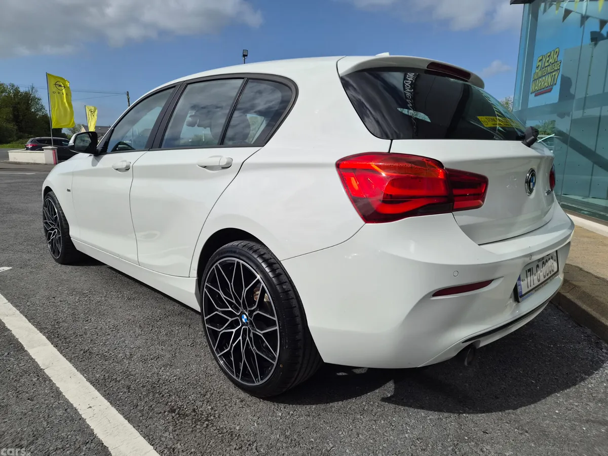 BMW 1-Series Hatchback, Diesel, 2017, White