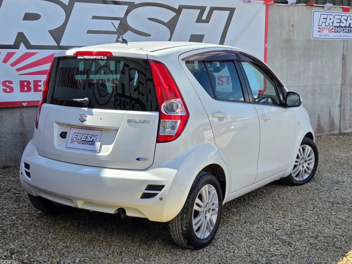 Suzuki Splash Hatchback, Petrol, 2012, White