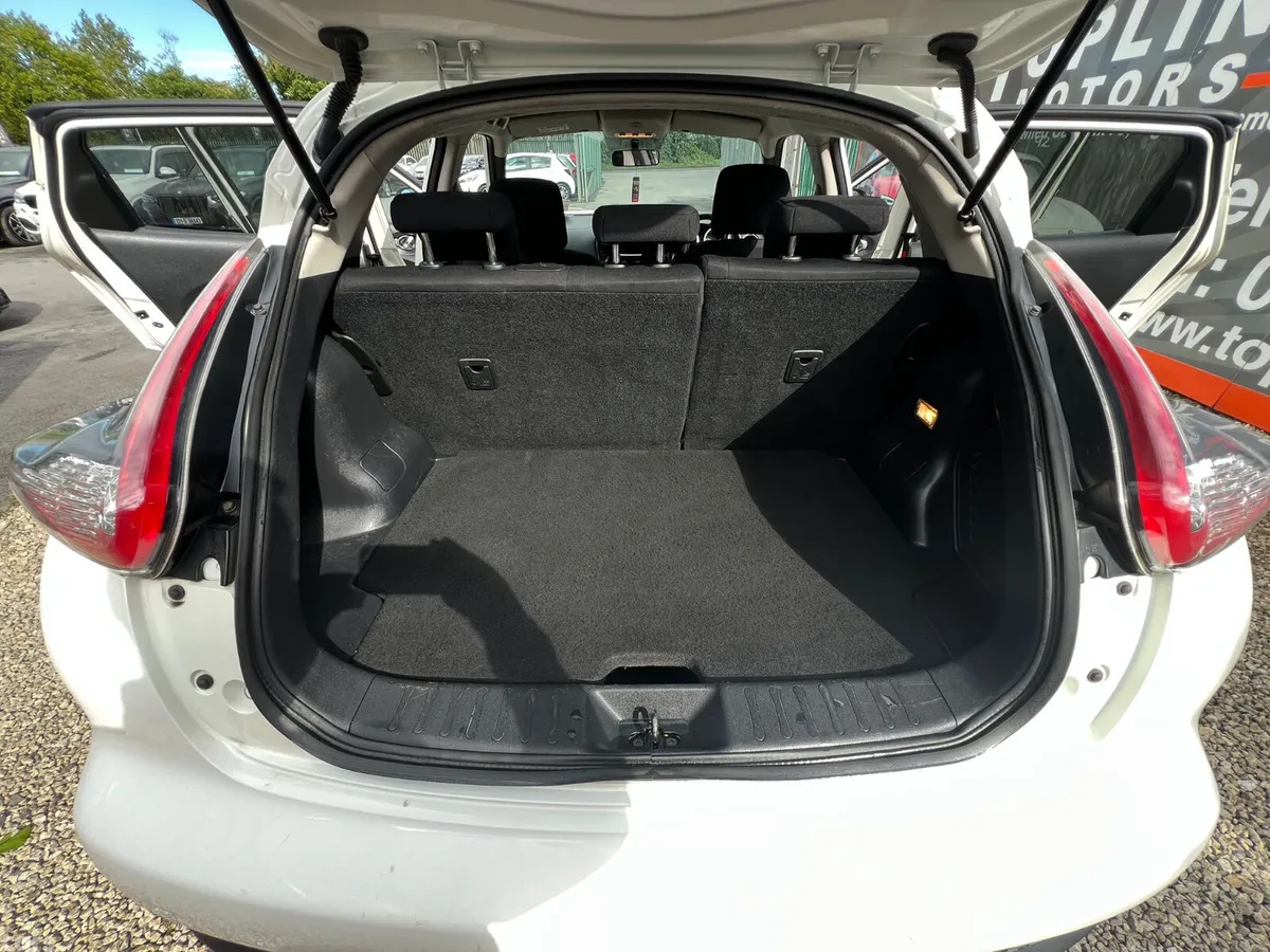 Nissan Juke SUV, Petrol, 2016, White