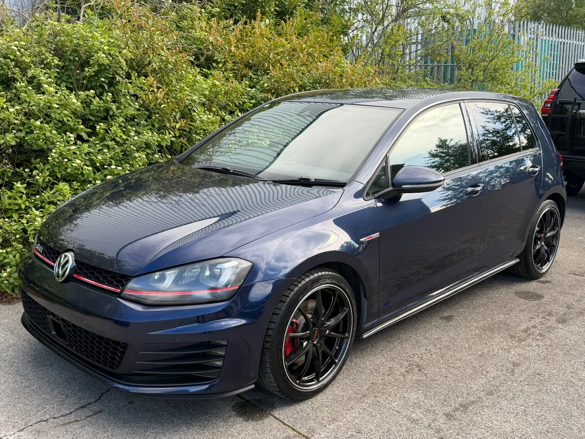 Volkswagen Golf Hatchback, Petrol, 2014, Blue