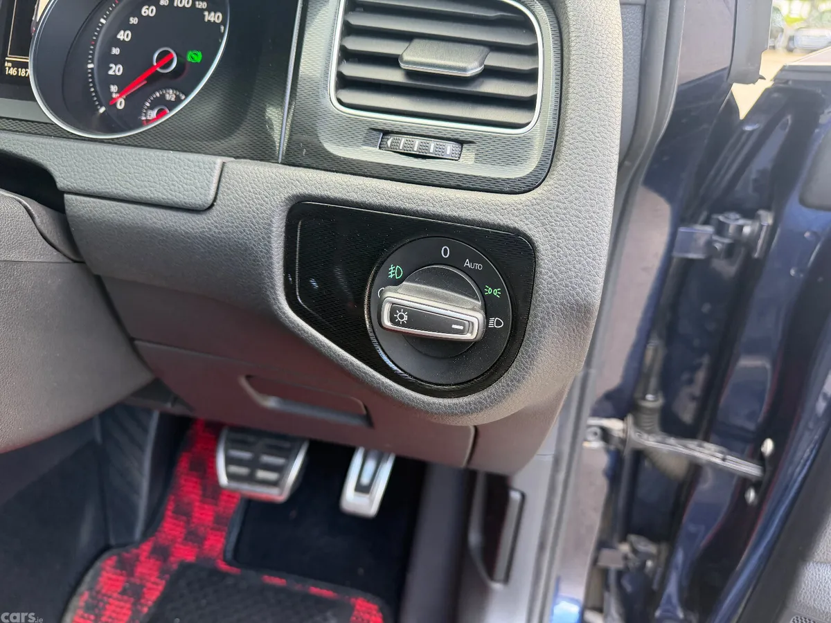 Volkswagen Golf Hatchback, Petrol, 2014, Blue