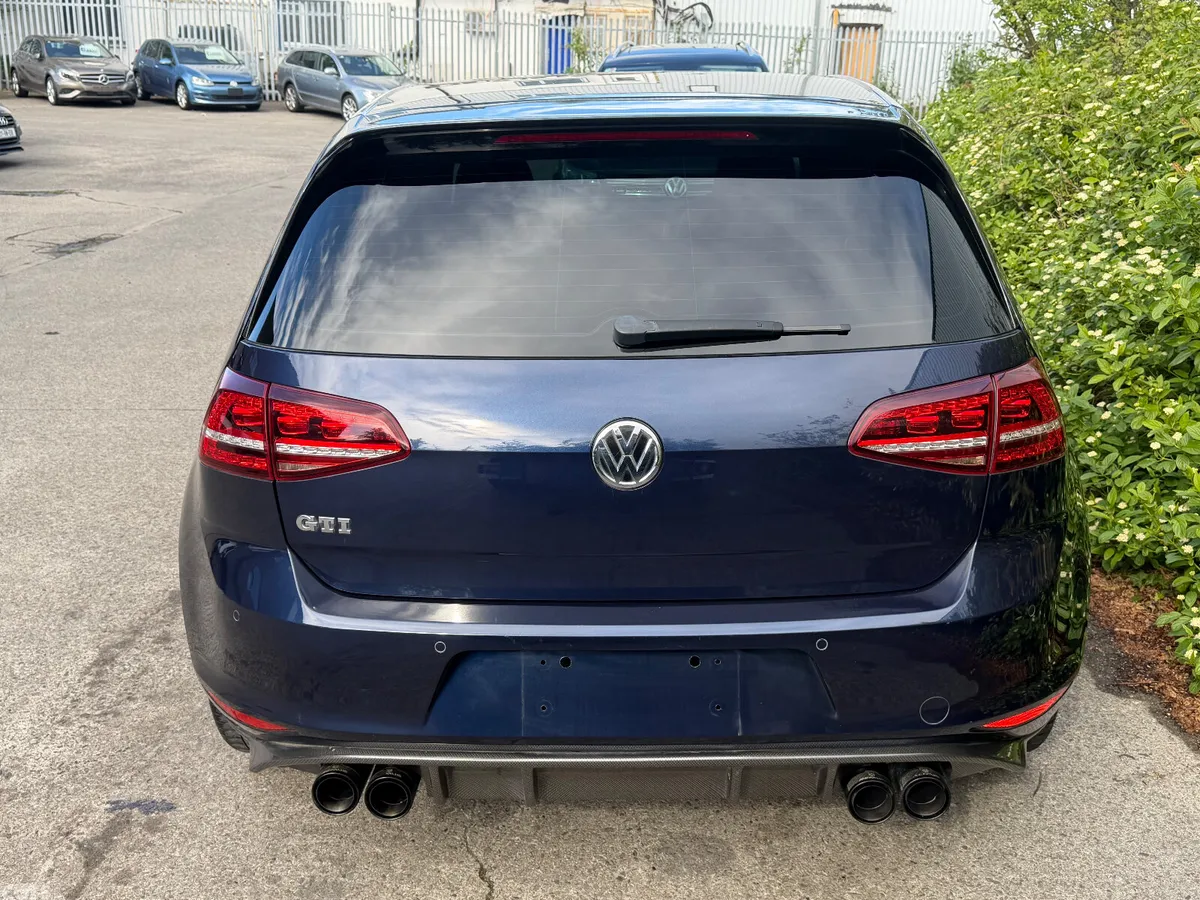 Volkswagen Golf Hatchback, Petrol, 2014, Blue