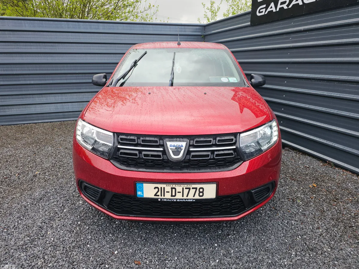 Dacia Sandero Hatchback, Petrol, 2021, Red