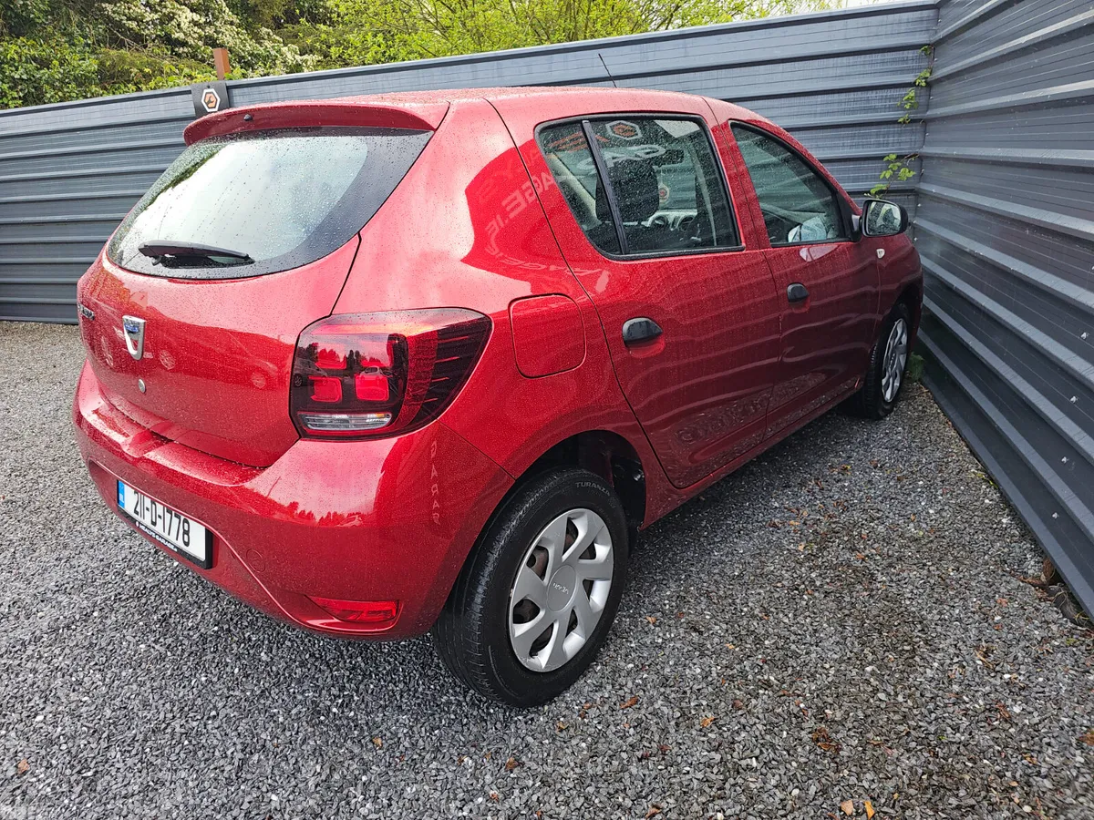Dacia Sandero Hatchback, Petrol, 2021, Red
