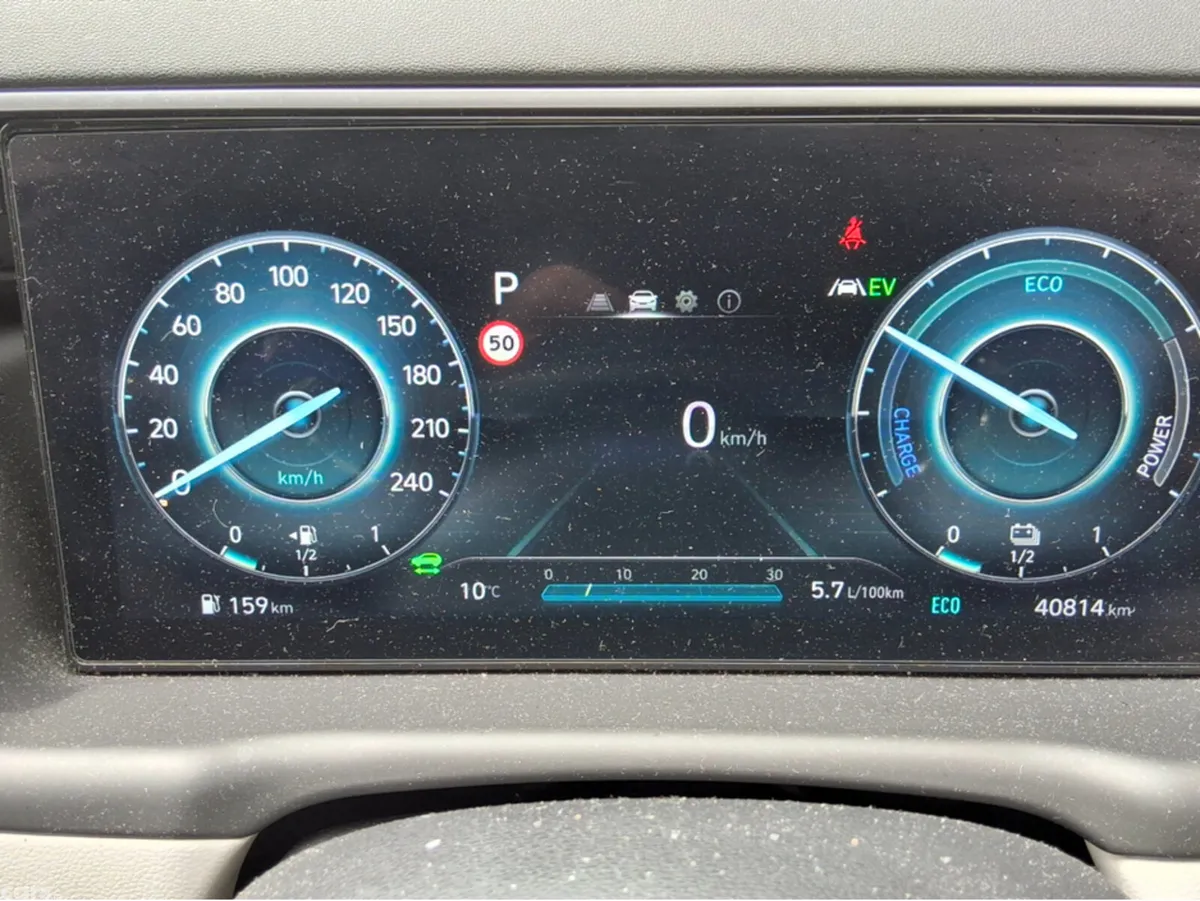 Hyundai Tucson MPV, Petrol Hybrid, 2023, Red