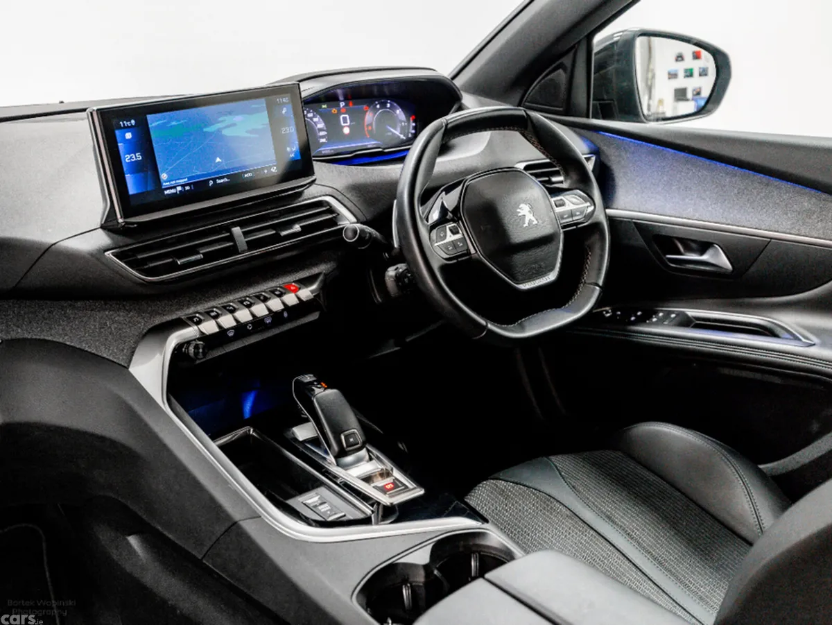 Peugeot 3008 SUV, Diesel, 2023, Grey