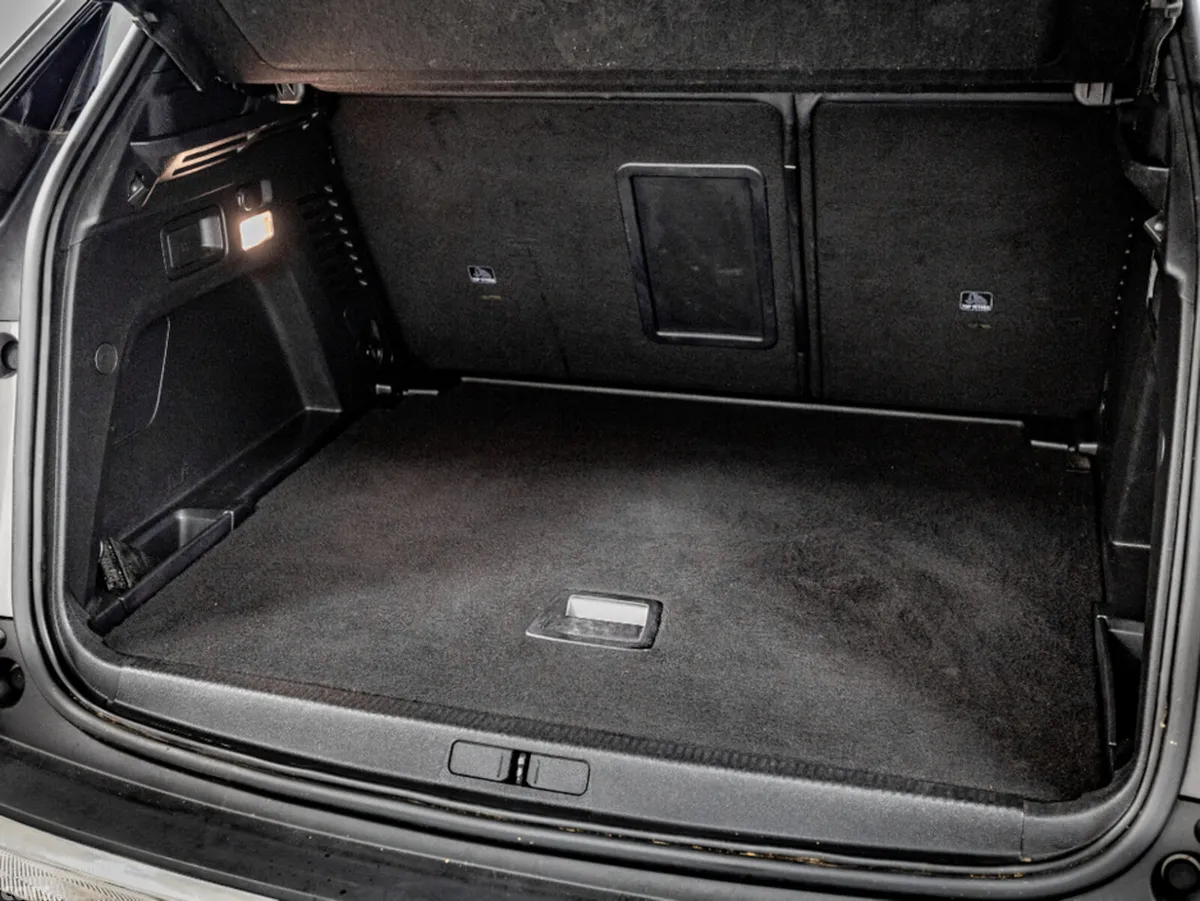 Peugeot 3008 SUV, Diesel, 2023, Grey