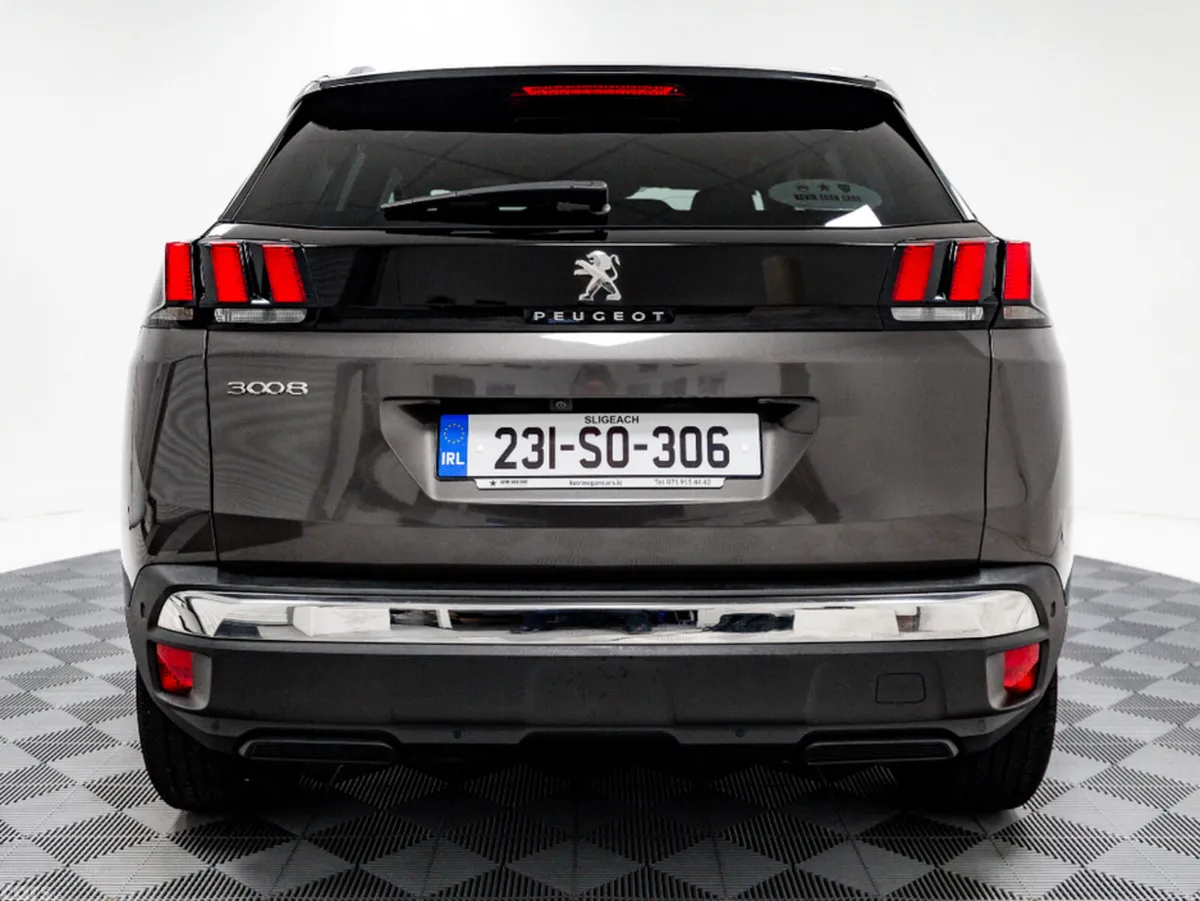 Peugeot 3008 SUV, Diesel, 2023, Grey