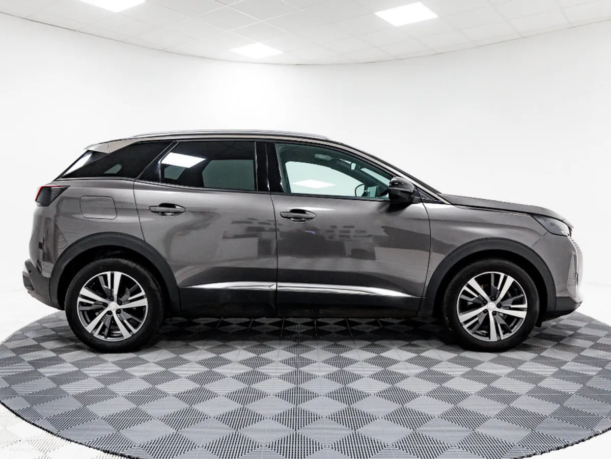 Peugeot 3008 SUV, Diesel, 2023, Grey