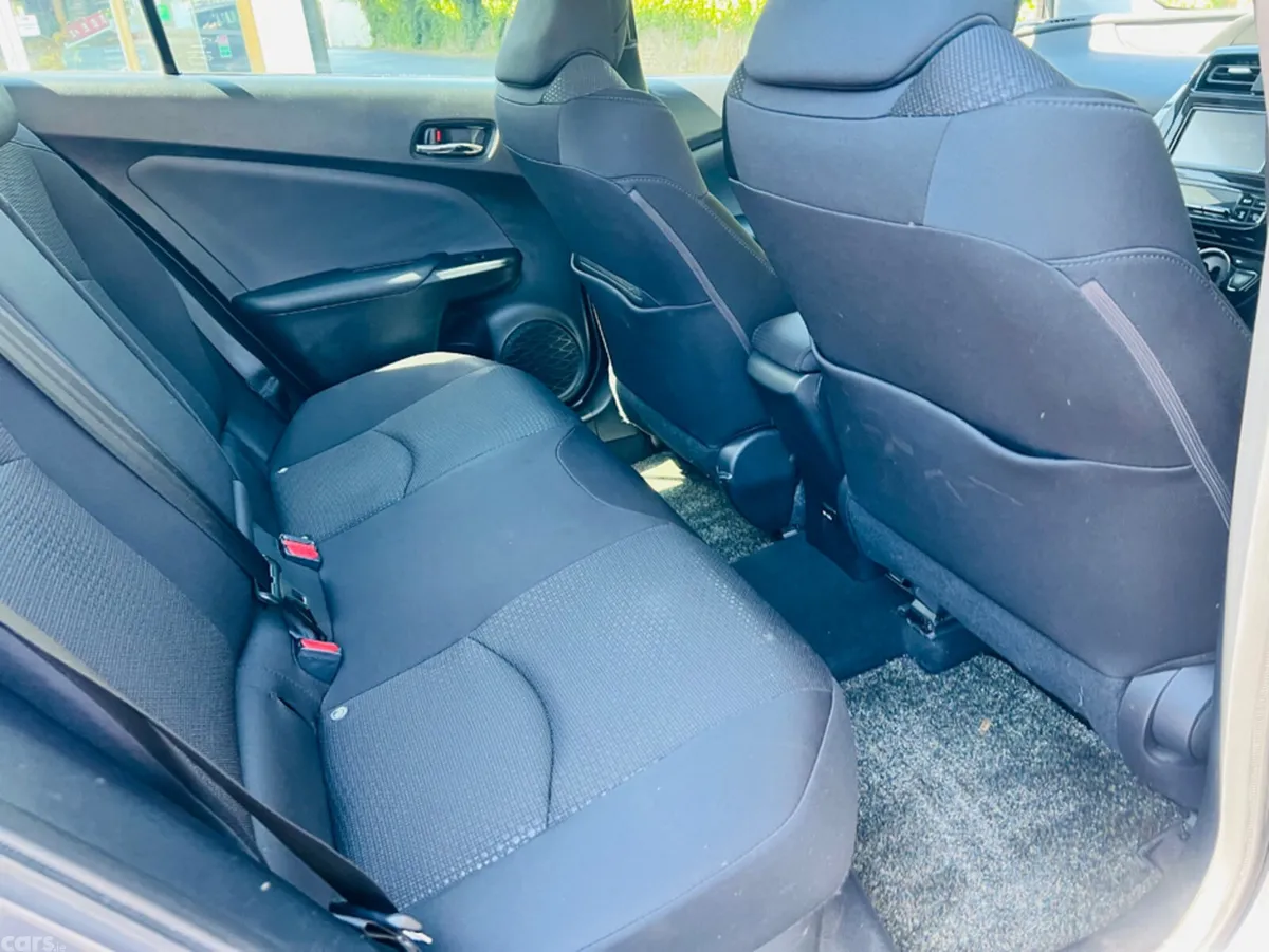 Toyota Prius Hatchback, Petrol Hybrid, 2022, Grey