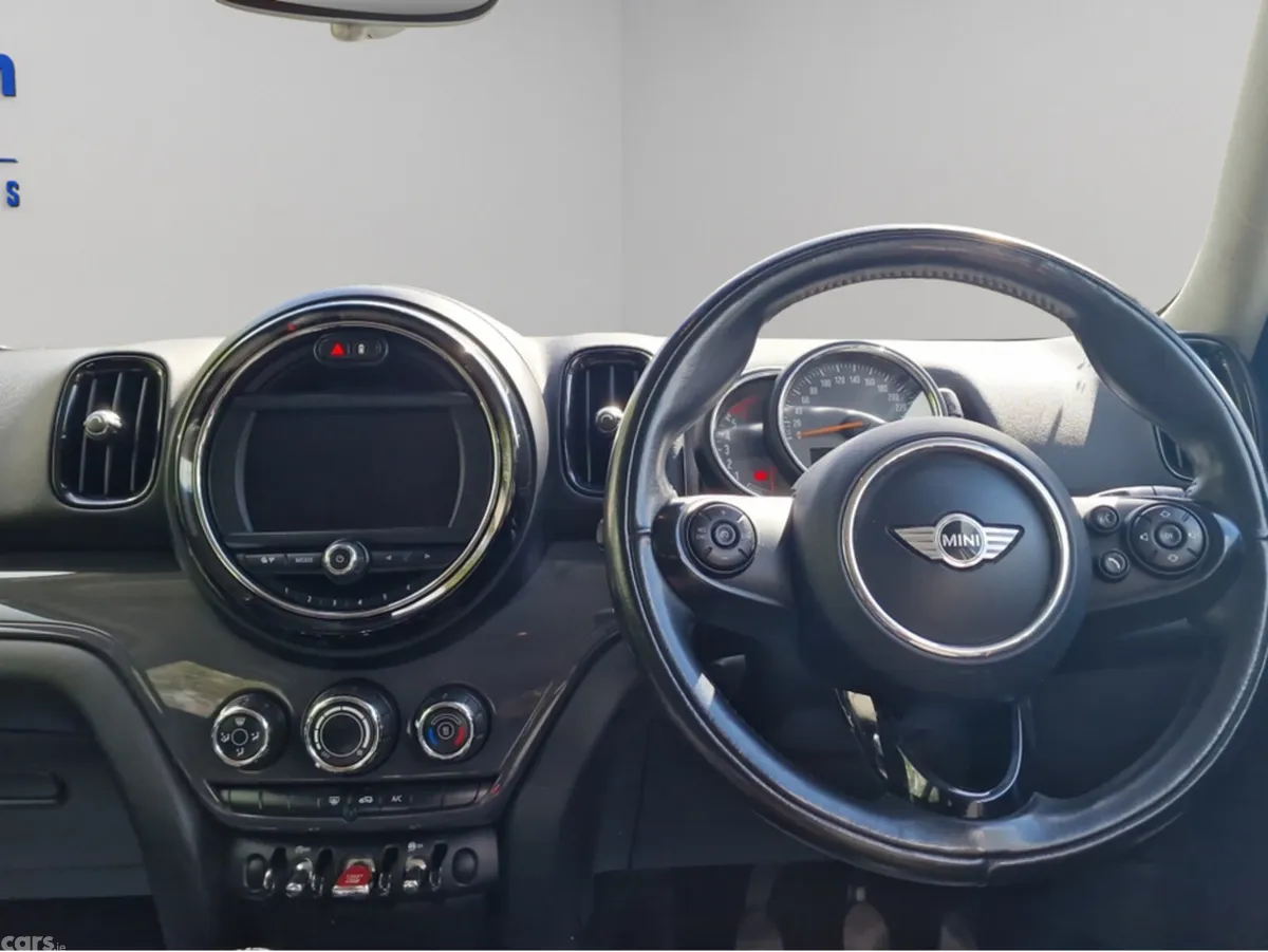 Mini Countryman Hatchback, Diesel, 2017, White