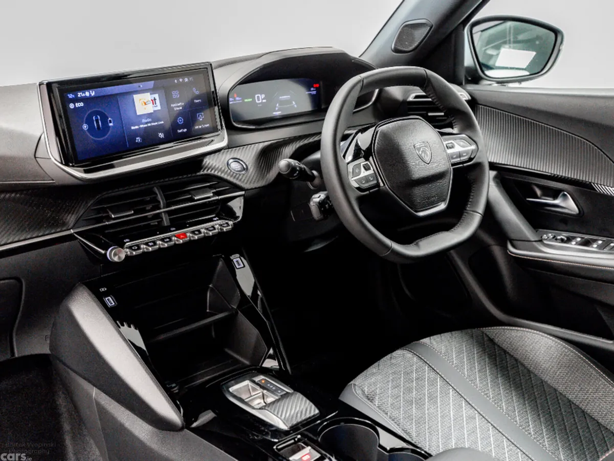 Peugeot 2008 SUV, Electric, 2026, Grey