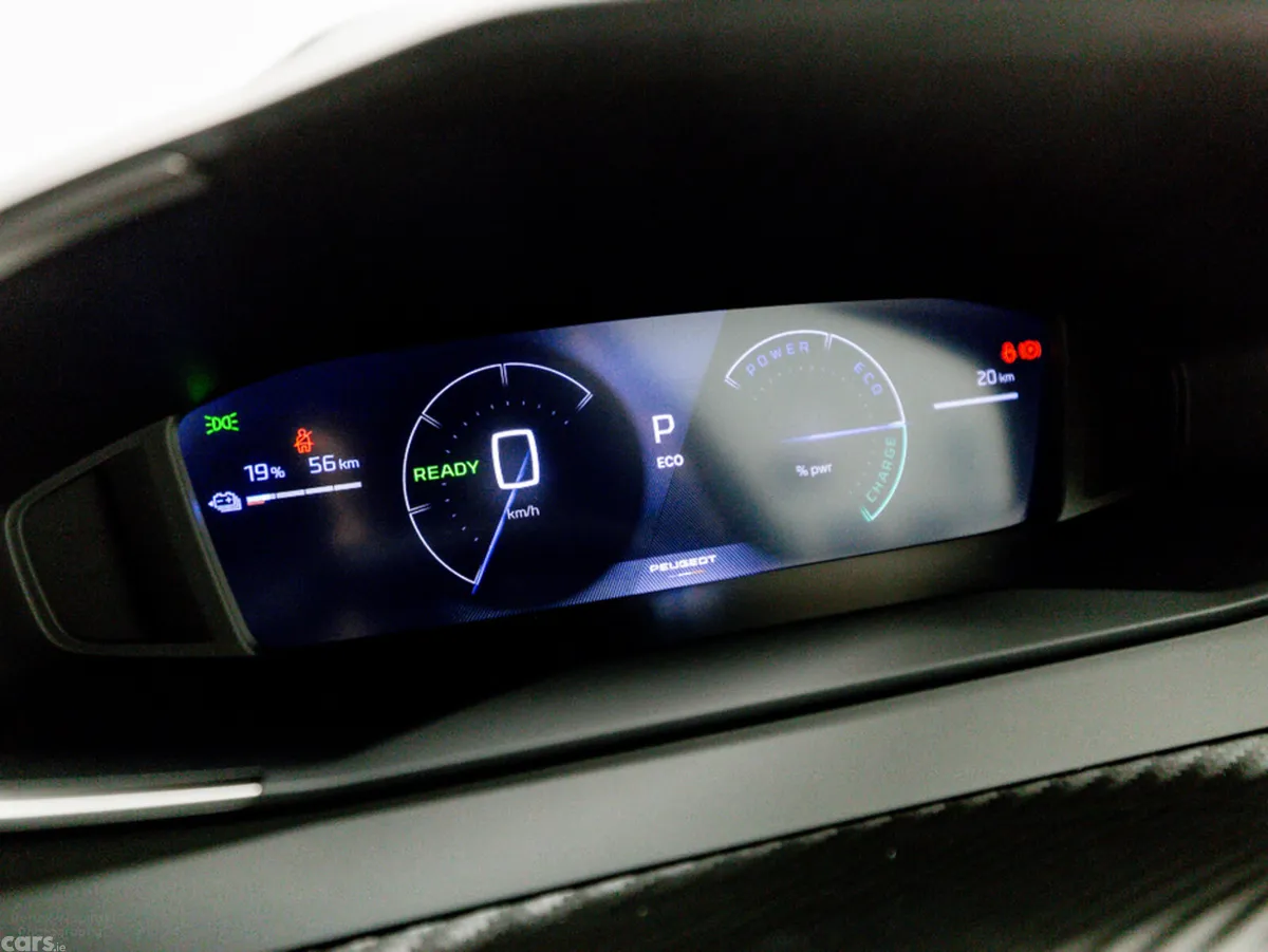 Peugeot 2008 SUV, Electric, 2026, Grey