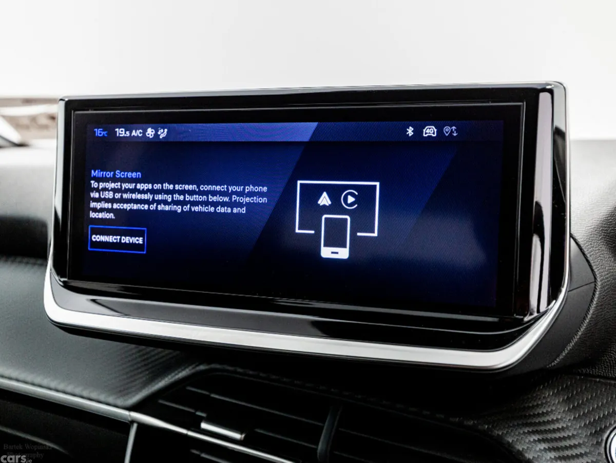 Peugeot 2008 SUV, Petrol Hybrid, 2026, Blue