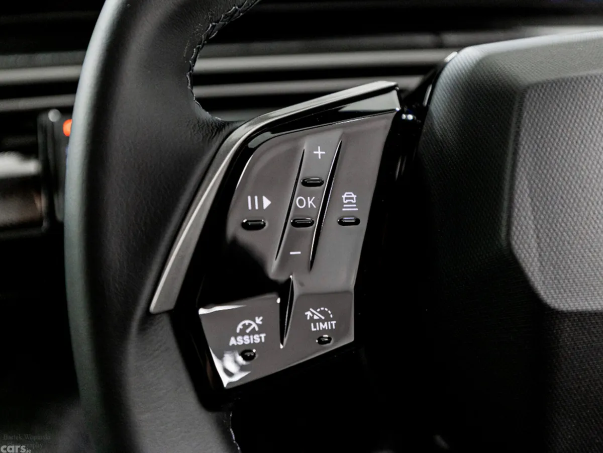 Peugeot 5008 SUV, Electric, 2026, Blue