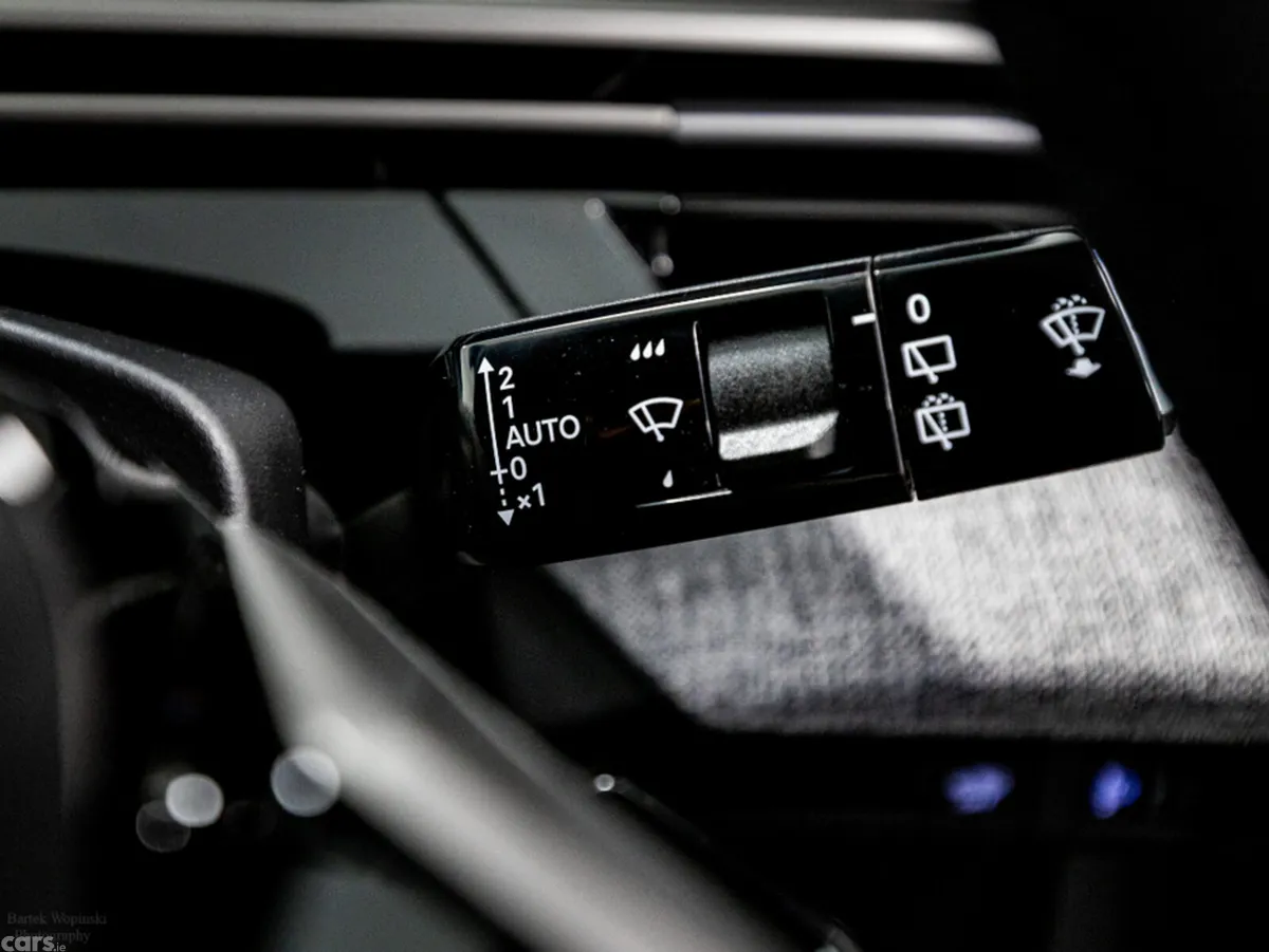 Peugeot 5008 SUV, Electric, 2026, Blue
