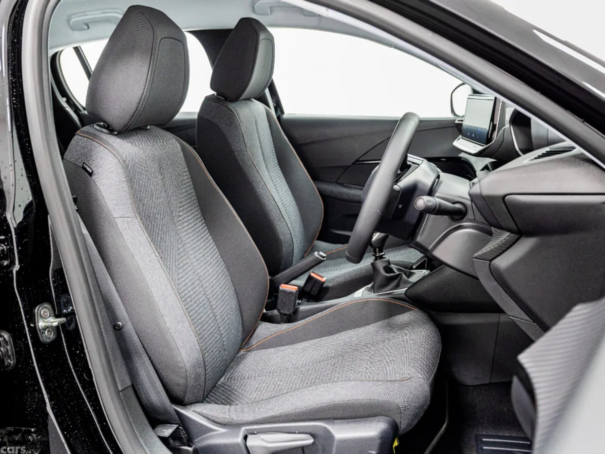 Peugeot 208 Hatchback, Petrol, 2026, Black