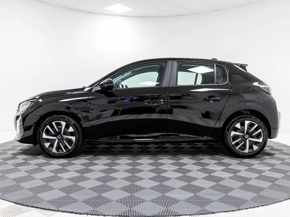 Peugeot 208 Hatchback, Petrol, 2026, Black
