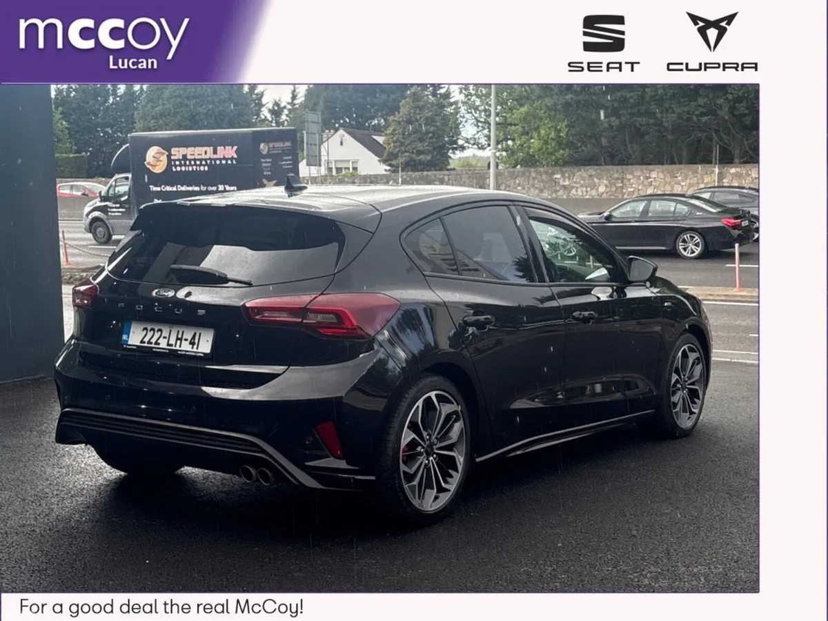 Ford Focus Hatchback, Petrol, 2022, Black
