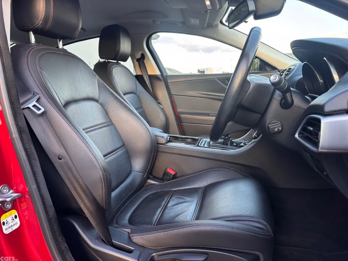 Jaguar XE Saloon, Diesel, 2016, Red