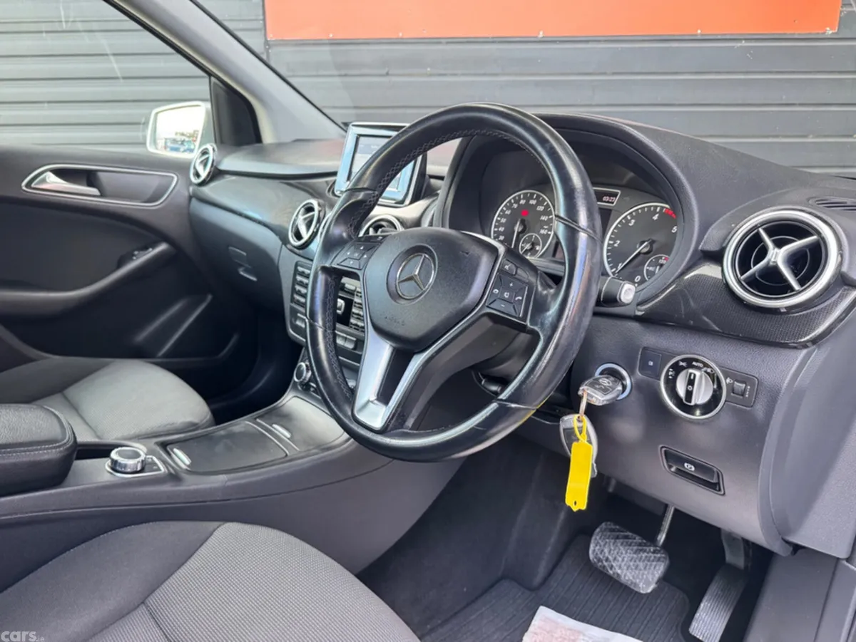 Mercedes-Benz B-Class MPV, Diesel, 2013, Silver