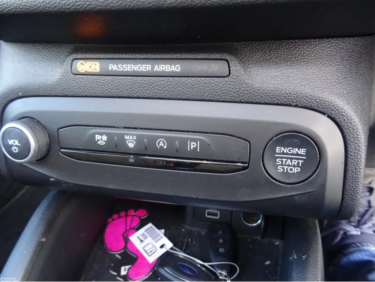 Ford Focus Hatchback, Petrol Hybrid, 2023, Black