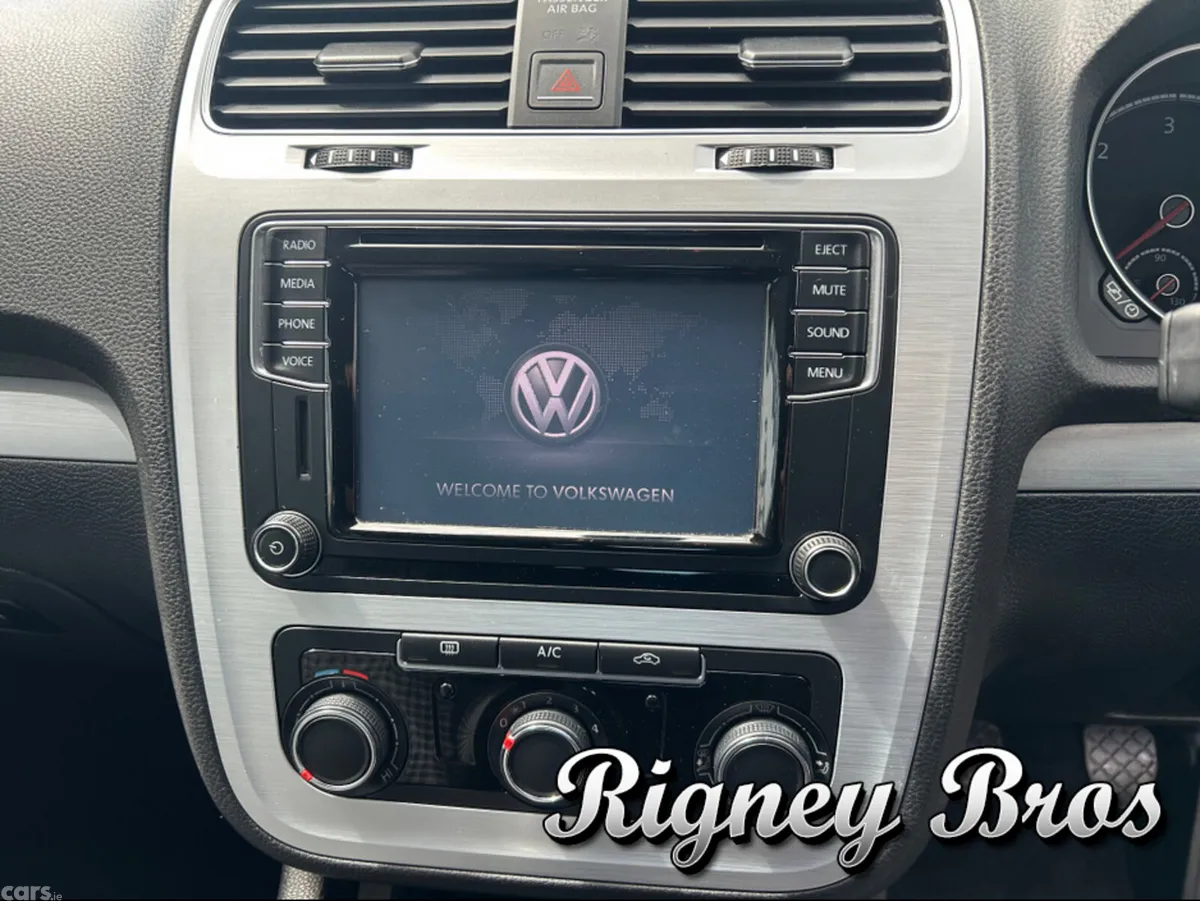 Volkswagen Scirocco Coupe, Diesel, 2017, White