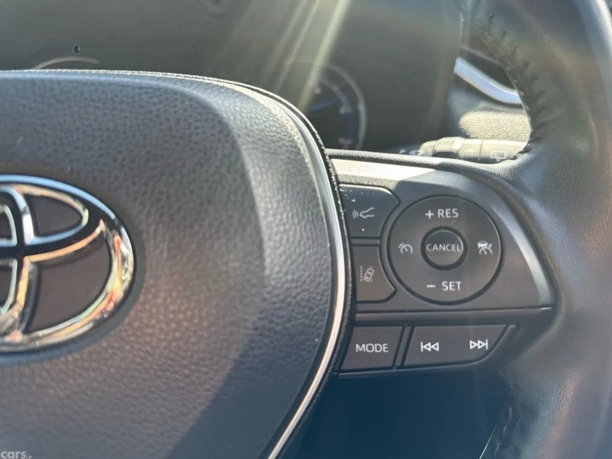 Toyota RAV4 SUV, Petrol Hybrid, 2022, Blue