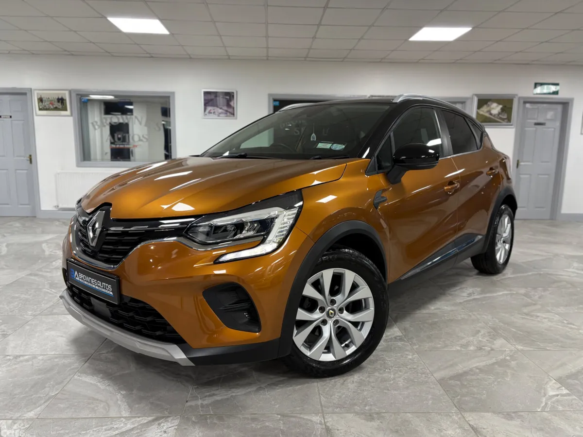 Renault Captur Hatchback, Diesel, 2021, Orange