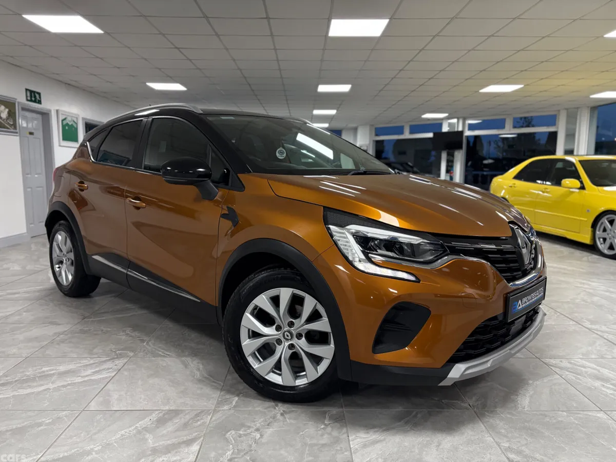Renault Captur Hatchback, Diesel, 2021, Orange