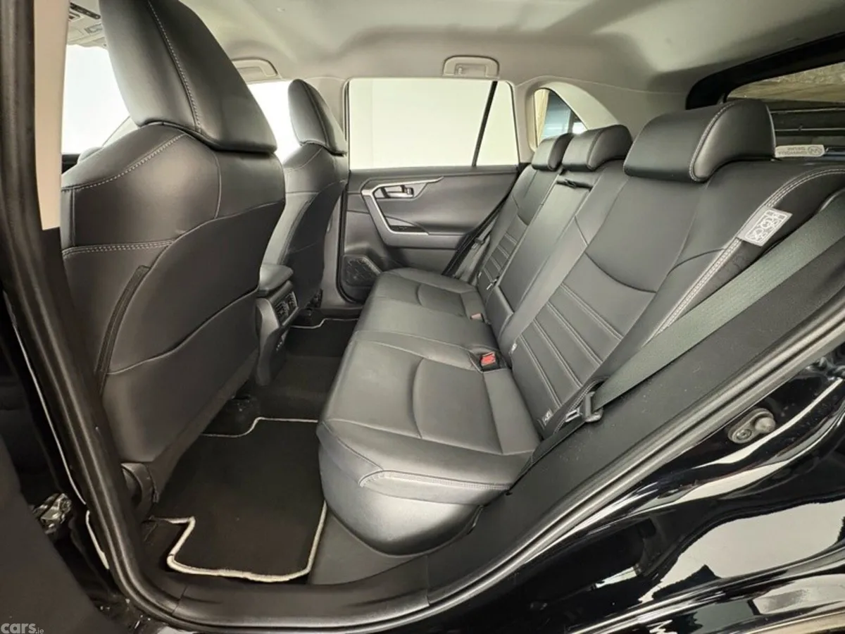 Toyota RAV4 SUV, Petrol Hybrid, 2023, Black