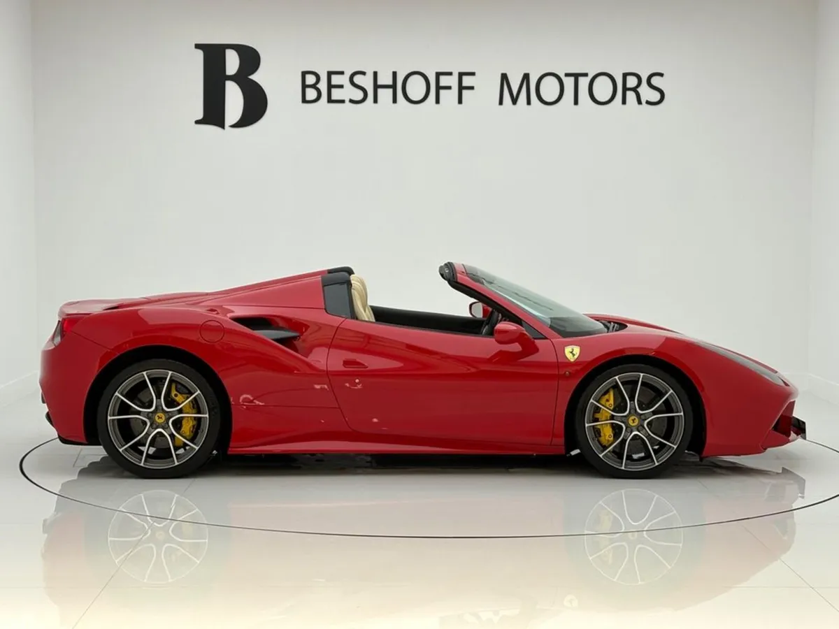 Ferrari 488 Convertible, Petrol, 2017, Red