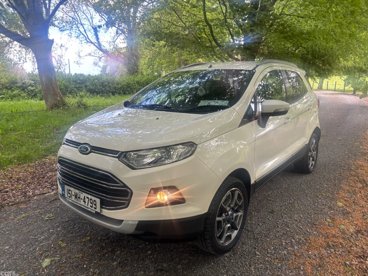 Ford EcoSport SUV, Petrol, 2015, White