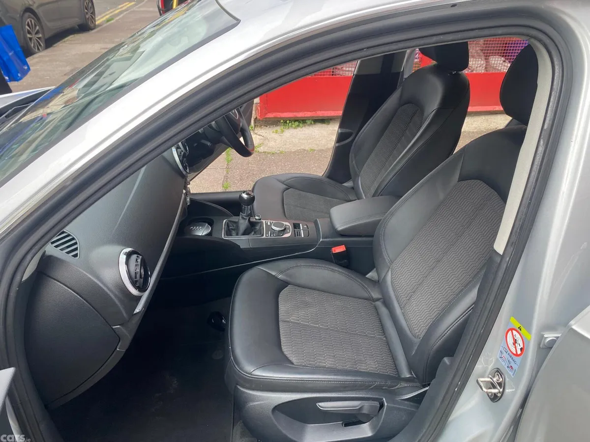 Audi A3 Hatchback, Diesel, 2014, Silver