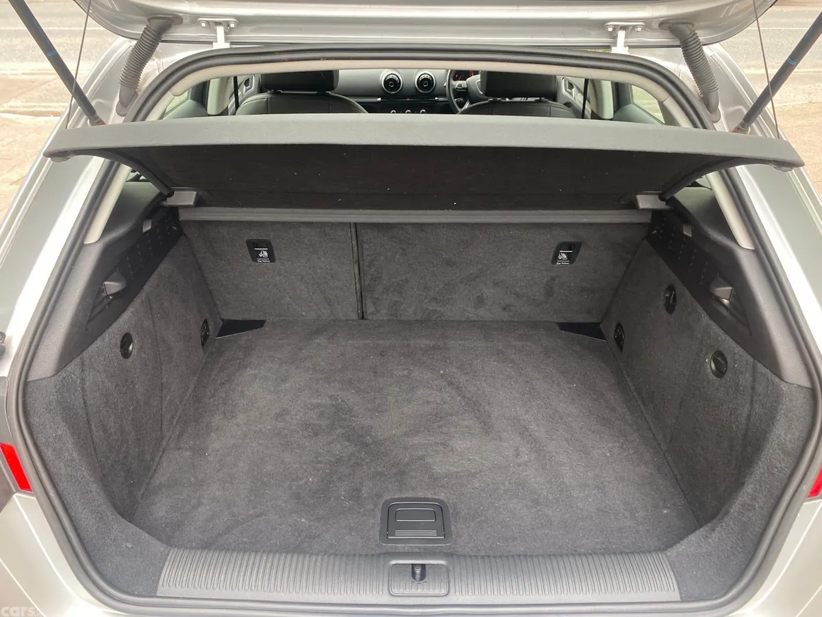 Audi A3 Hatchback, Diesel, 2014, Silver