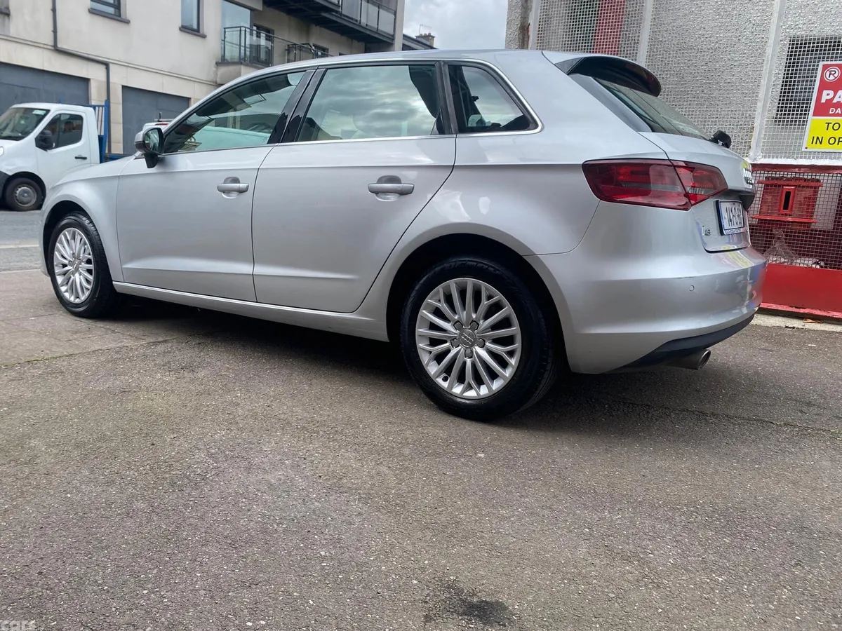 Audi A3 Hatchback, Diesel, 2014, Silver