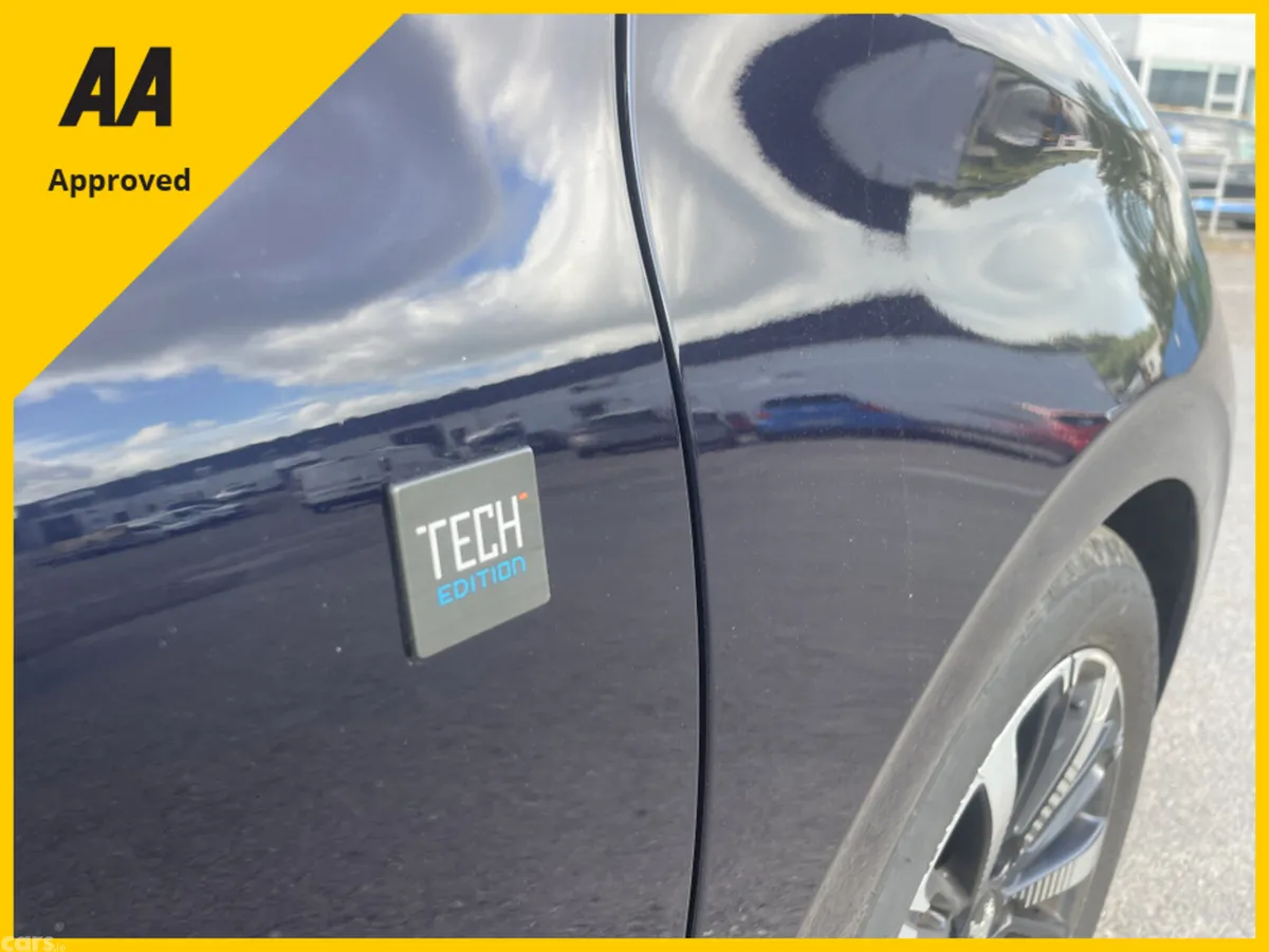 Peugeot 208 Hatchback, Petrol, 2019, Blue