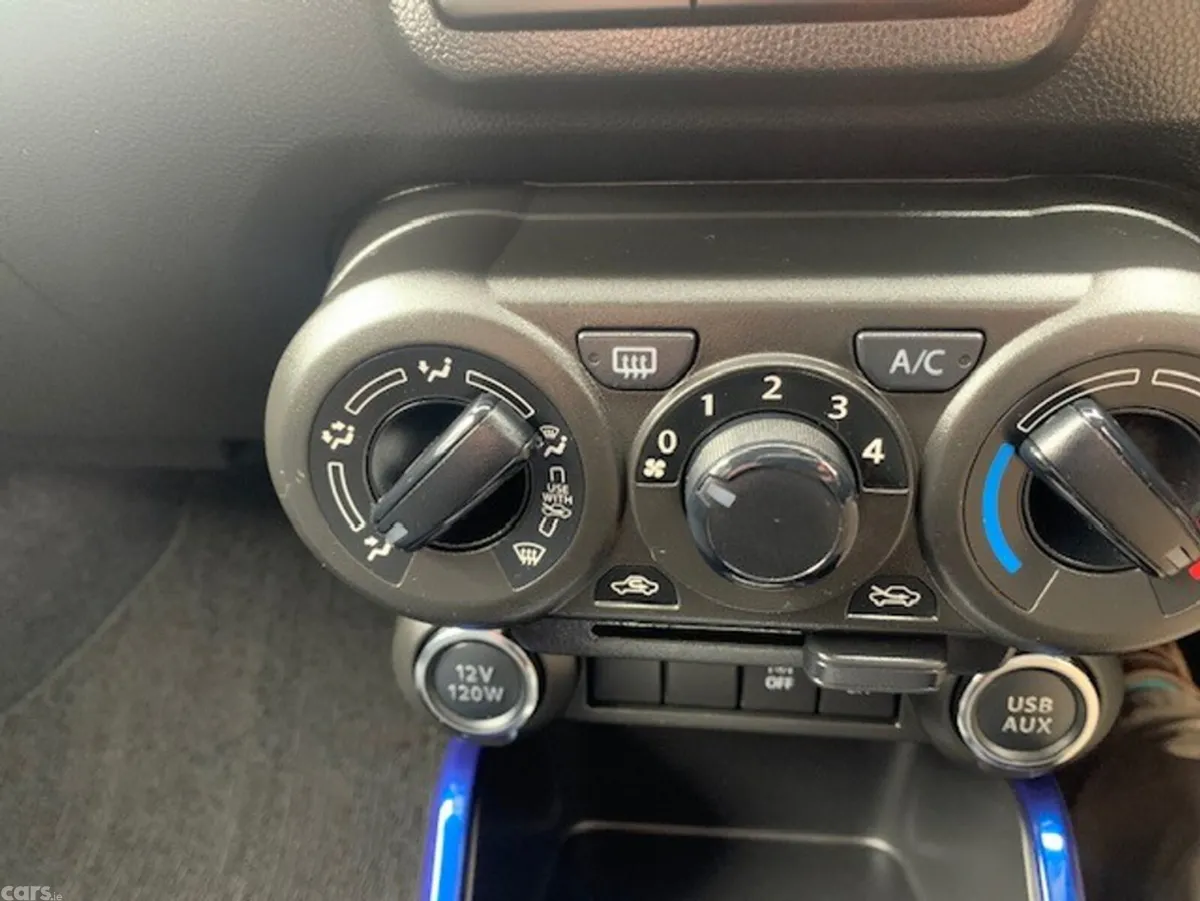 Suzuki Ignis Hatchback, Petrol, 2025, White