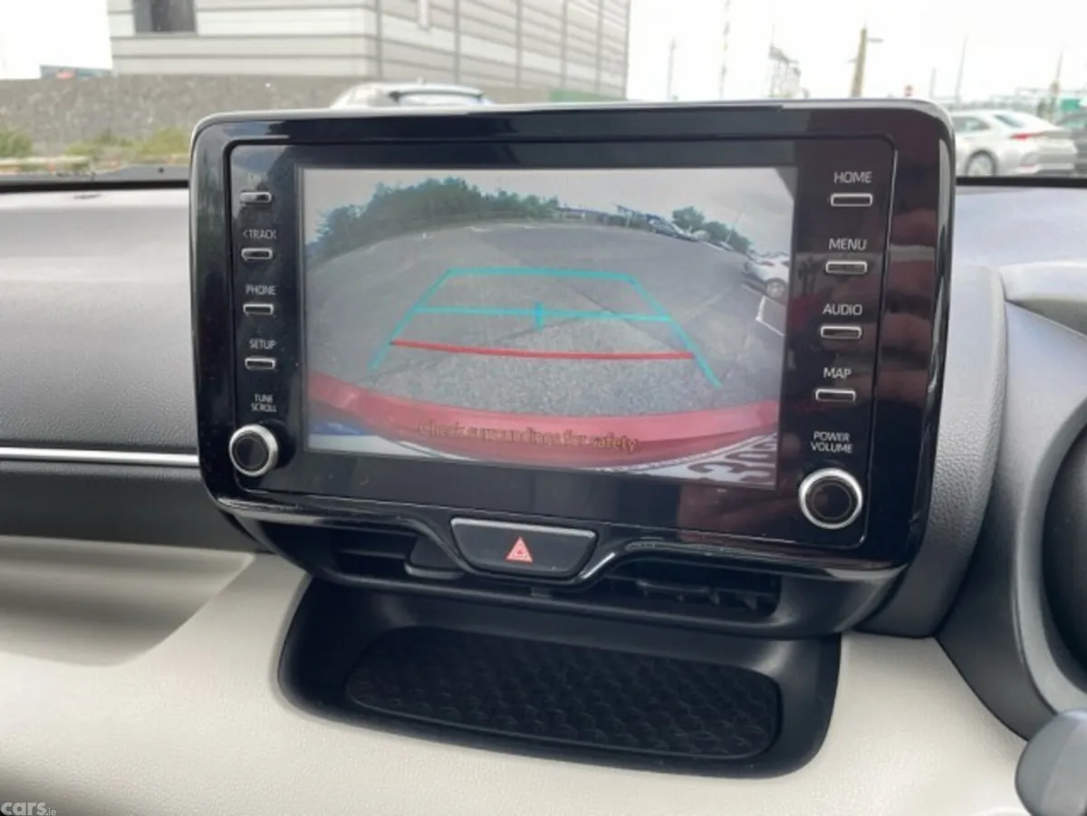 Toyota Yaris Hatchback, Petrol Hybrid, 2023, Red