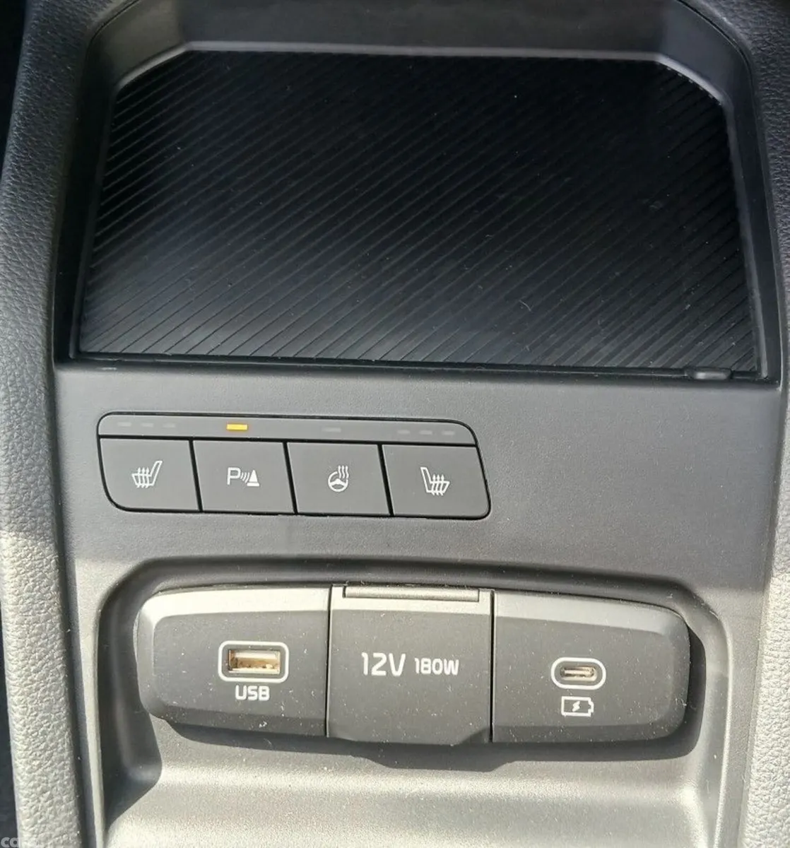 Kia Stonic SUV, Petrol, 2026, Silver