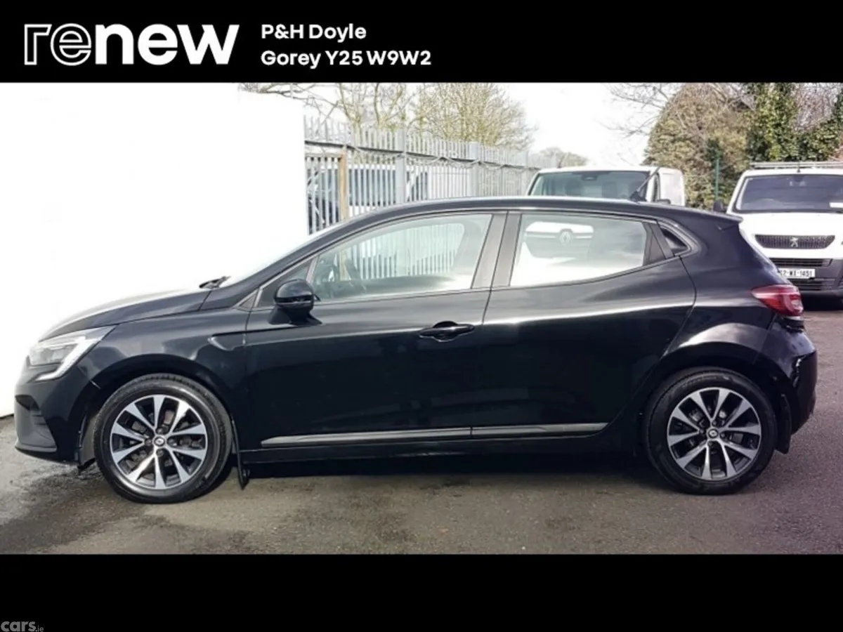 Renault Clio Hatchback, Petrol, 2023, Black