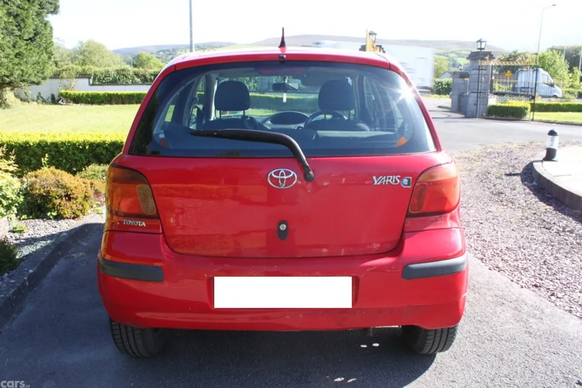 Toyota Yaris Hatchback, Petrol, 2004, Red