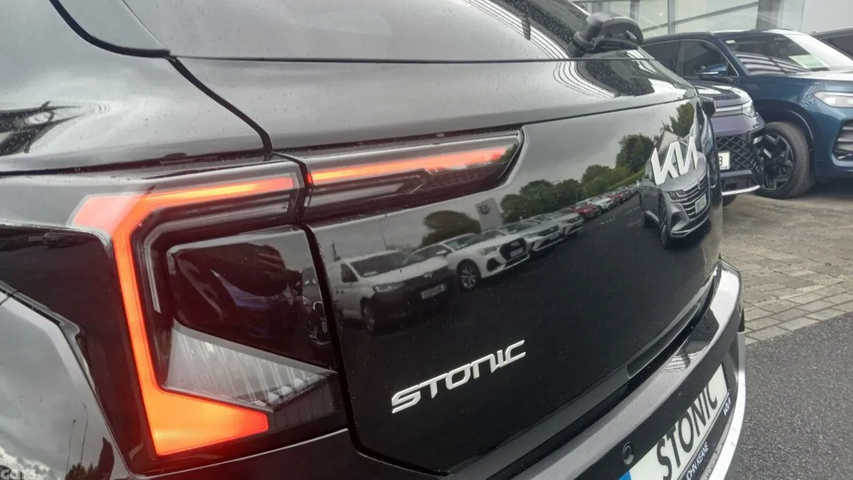 Kia Stonic SUV, Petrol, 2027, Black