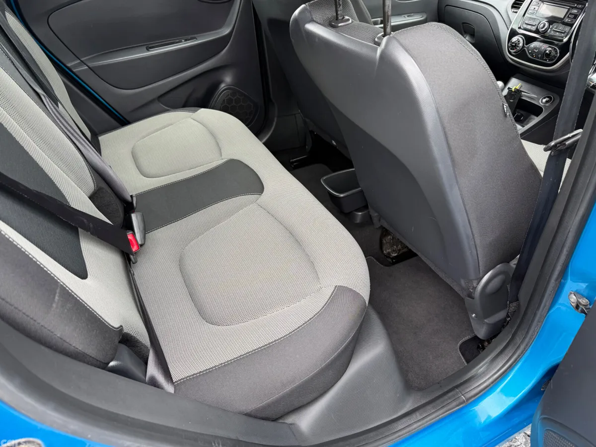 Renault Captur Hatchback, Diesel, 2017, Blue