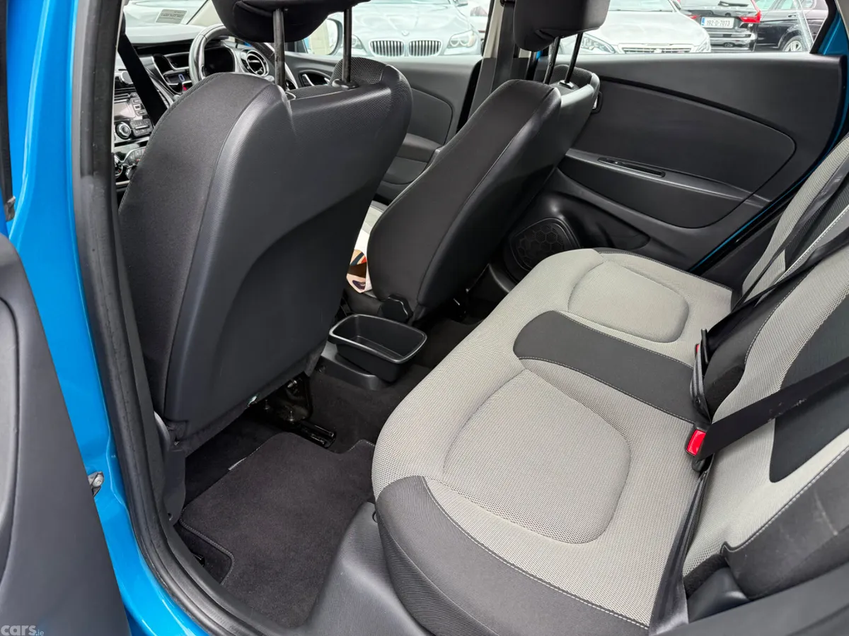 Renault Captur Hatchback, Diesel, 2017, Blue
