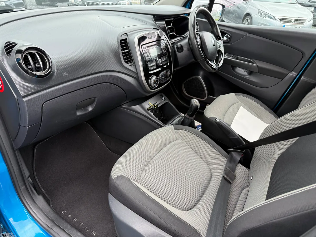 Renault Captur Hatchback, Diesel, 2017, Blue
