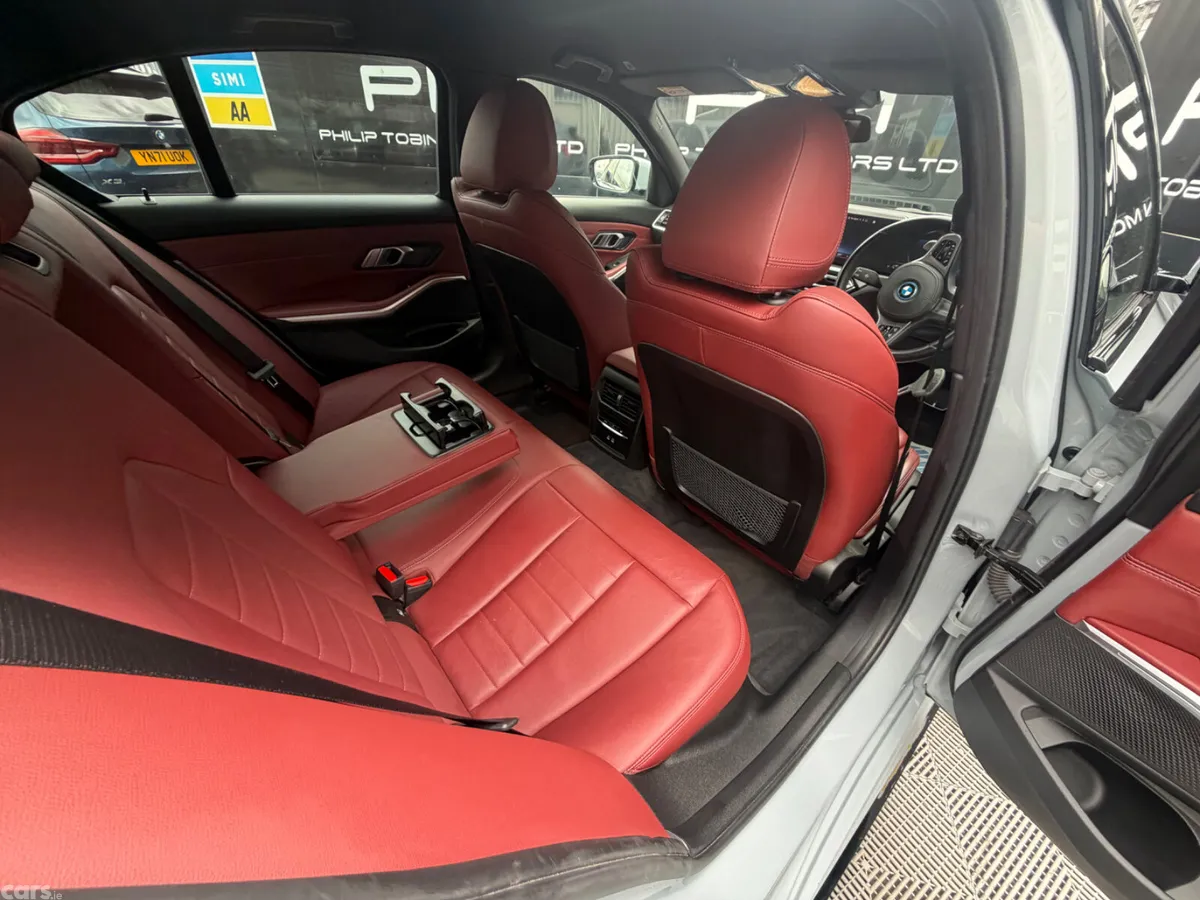 BMW 3-Series Saloon, Petrol Plug-in Hybrid, 2023, Grey