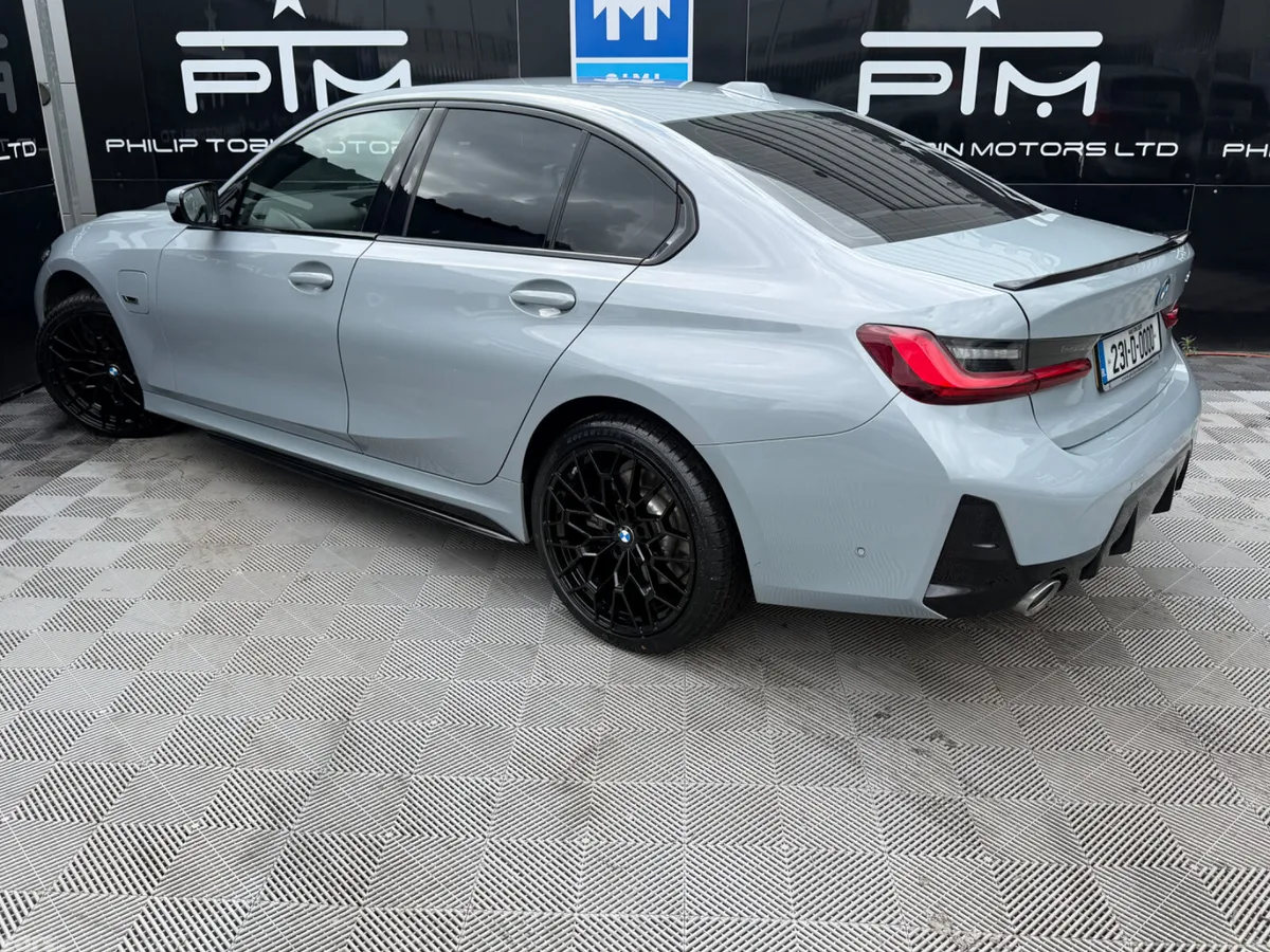 BMW 3-Series Saloon, Petrol Plug-in Hybrid, 2023, Grey
